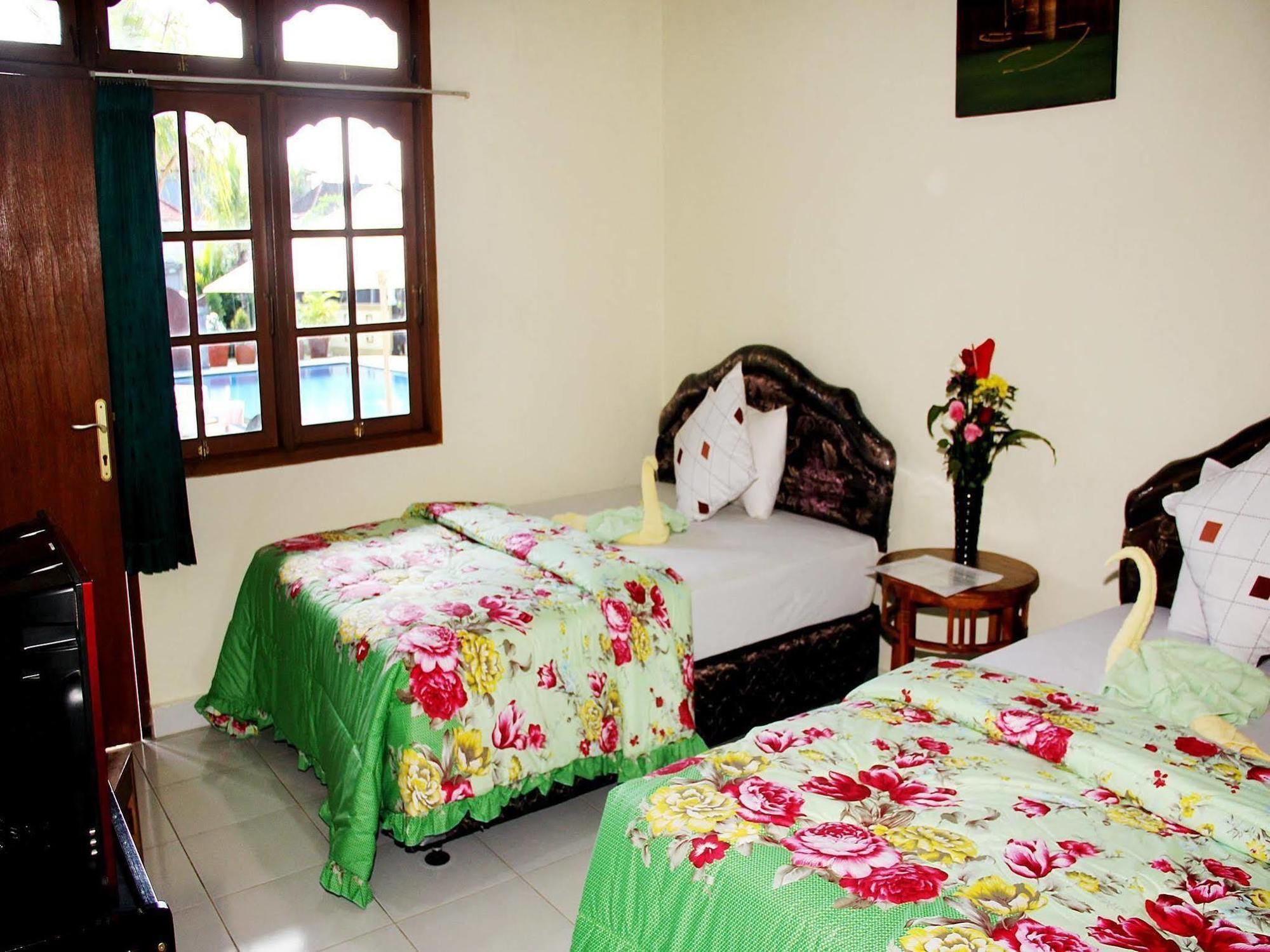Warung Coco Hostel Kuta Lombok Eksteriør bilde